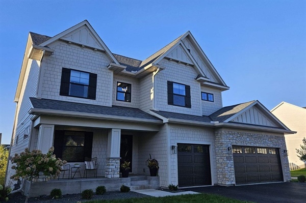 What Does “Custom Seamless Gutters” Actually Mean?